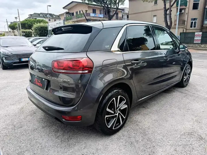 Citroen C4 Picasso 2019 photo 4