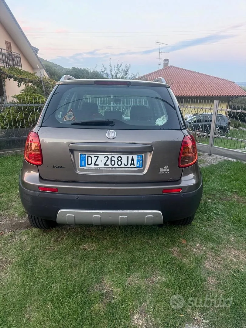 Fiat Sedici 2010 photo 2