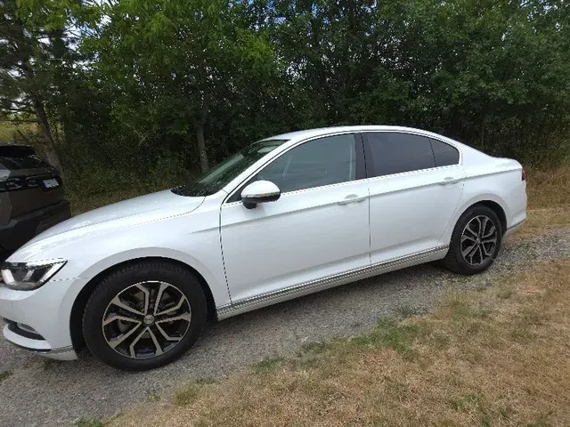 Volkswagen Passat 2016 photo 3