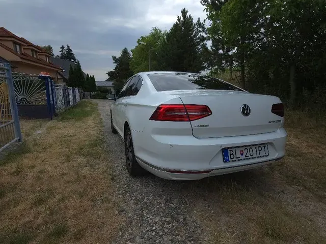 Volkswagen Passat 2016 photo 4