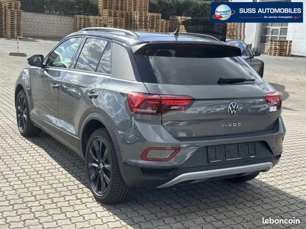 Volkswagen T-Roc 2023 photo 3