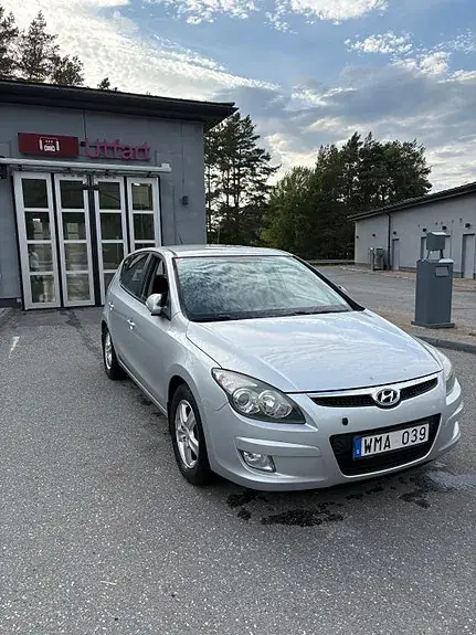 Hyundai I30 2010 photo 2