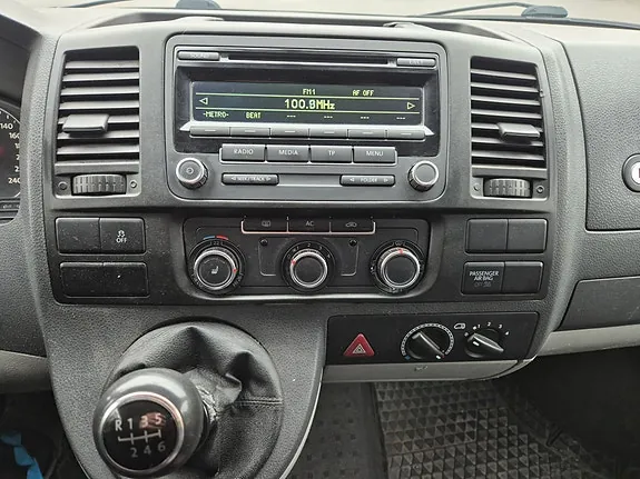 Volkswagen Transporter 2012 photo 3