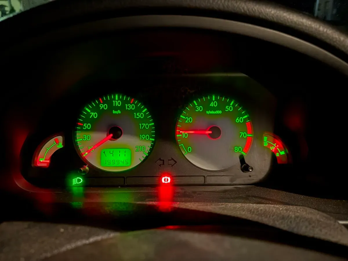 Citroen Saxo 2000 photo 3