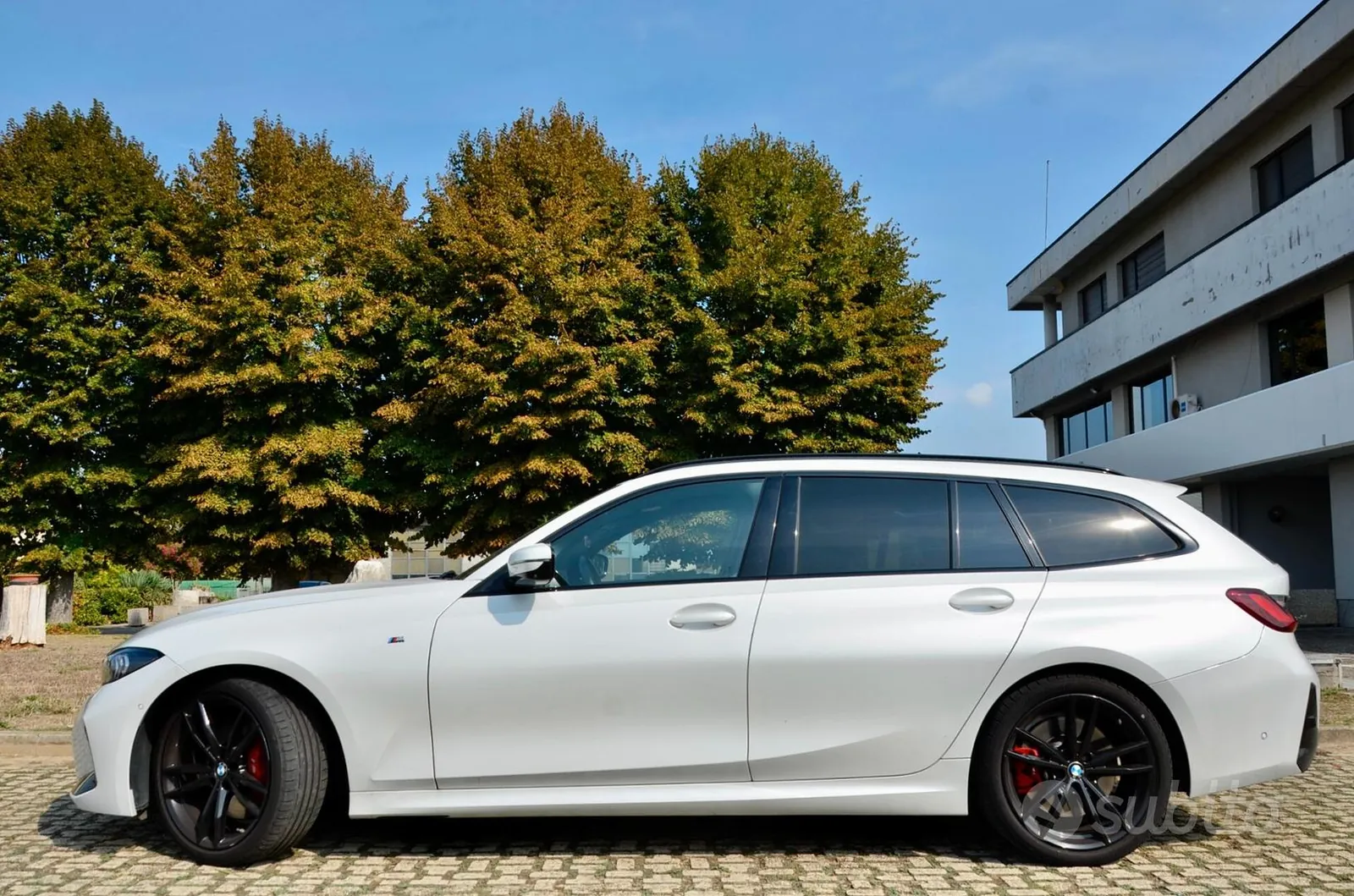 BMW 320D 2023 photo 3