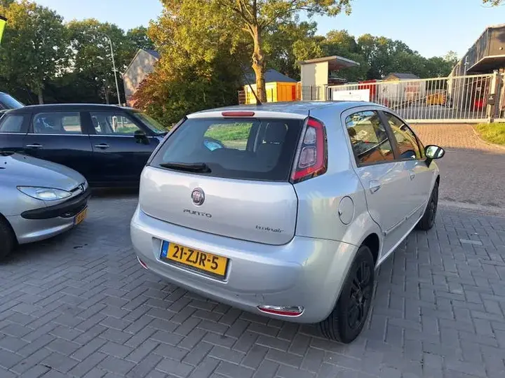 Fiat Punto Evo 2012 photo 3