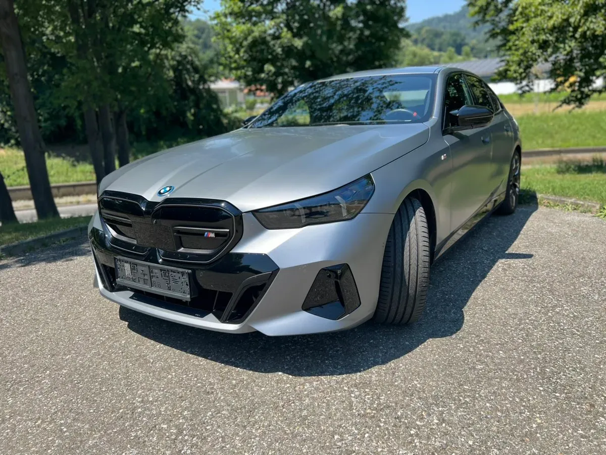 BMW I5 2025 photo 3