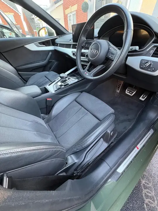 Audi A4 2022 photo 5