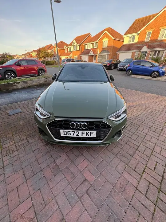 Audi A4 2022 photo 2