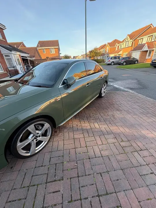 Audi A4 2022 photo 4