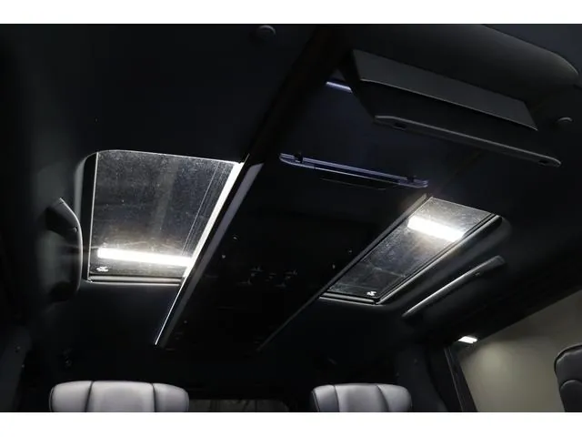 Toyota Vellfire 2025 photo 4