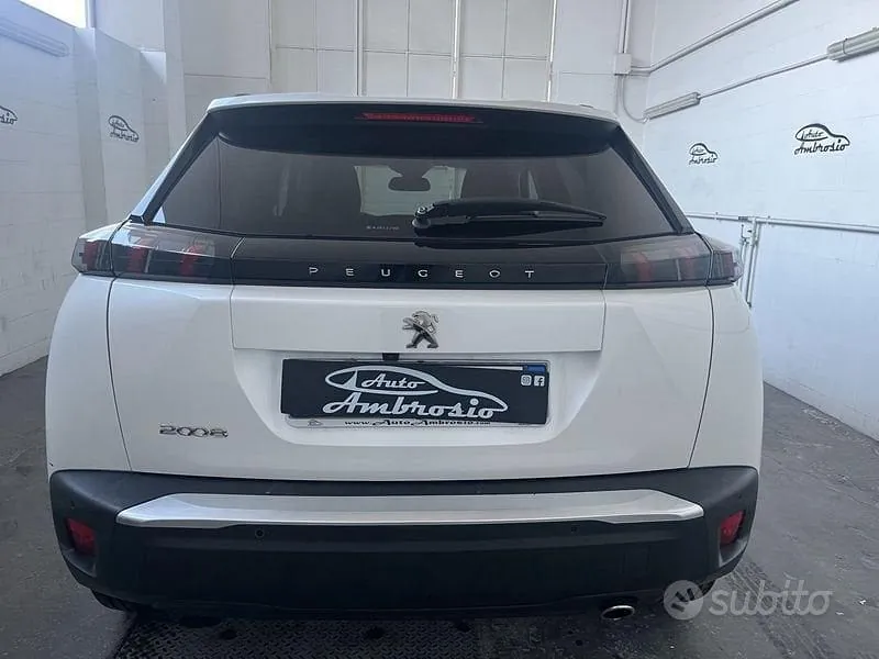 Peugeot 2008 2022 photo 5