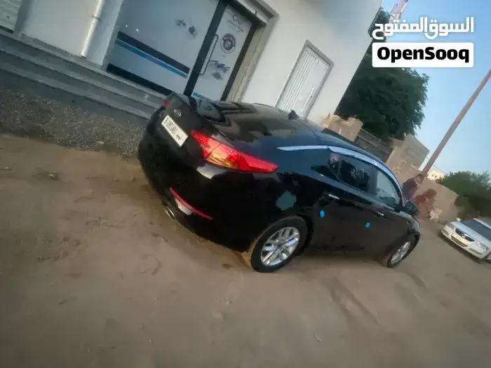 Kia K5 2012 photo 2