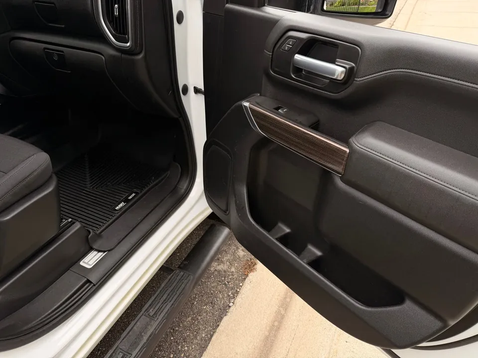 Chevrolet Silverado 2500 2021 photo 3