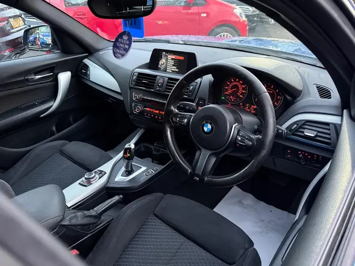 BMW 1 Series 2015 photo 3