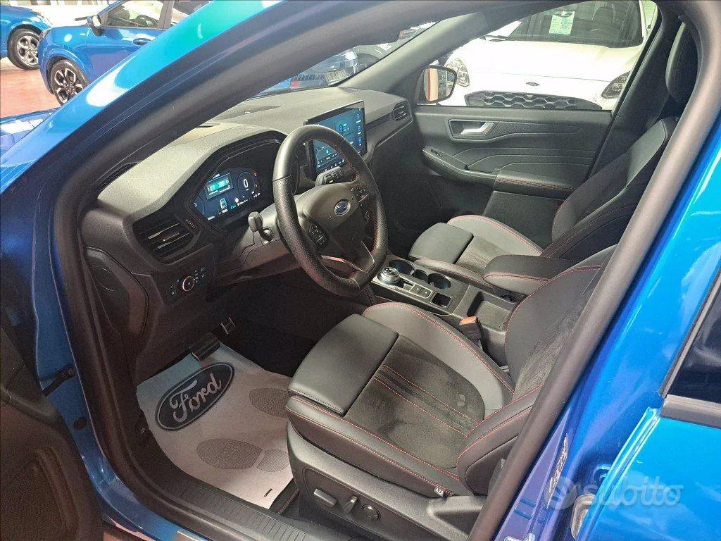 Ford Kuga 2025 photo 2