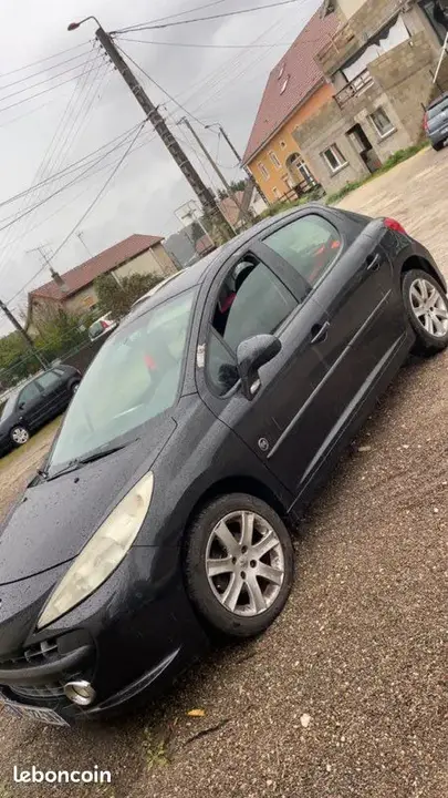 Peugeot 207