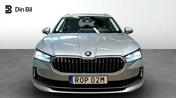 Skoda Superb 2025 photo 4