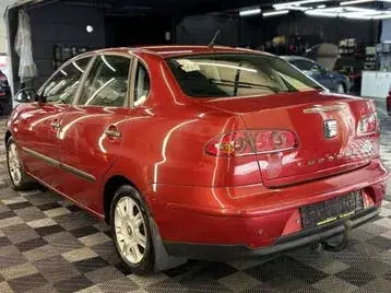 Seat Cordoba 2006 photo 2