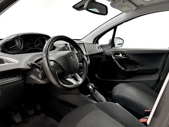 Peugeot 208 2017 photo 4