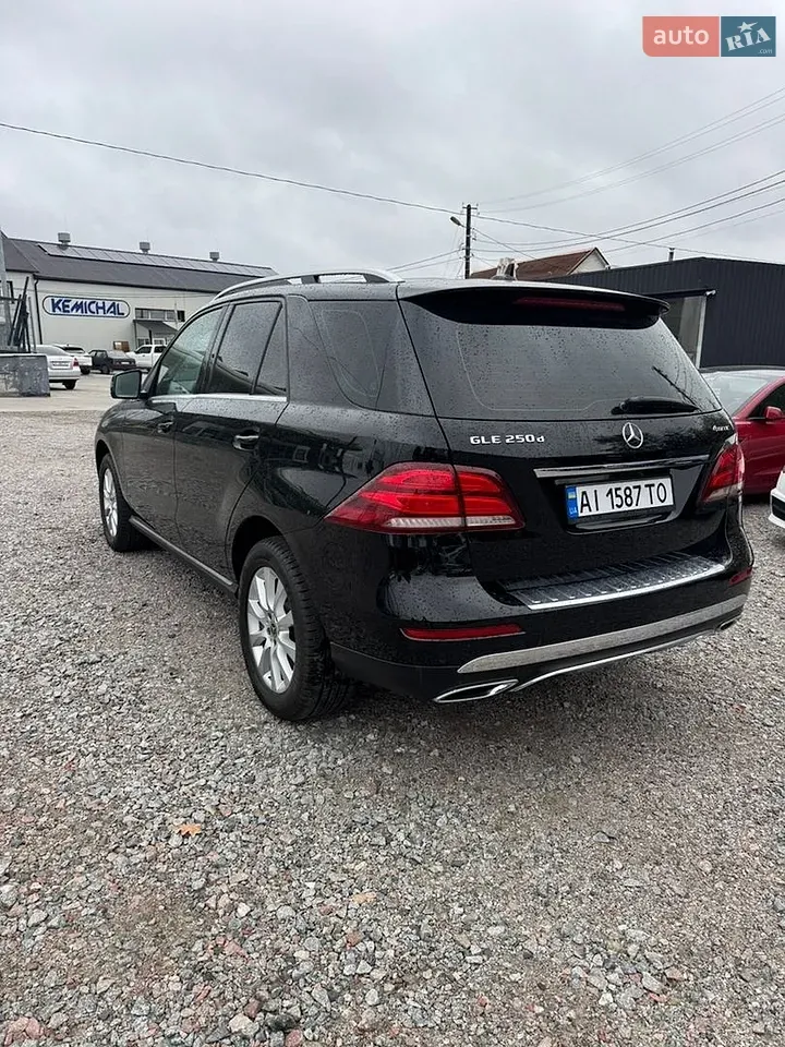 Mercedes-Benz Gle 2017 photo 2