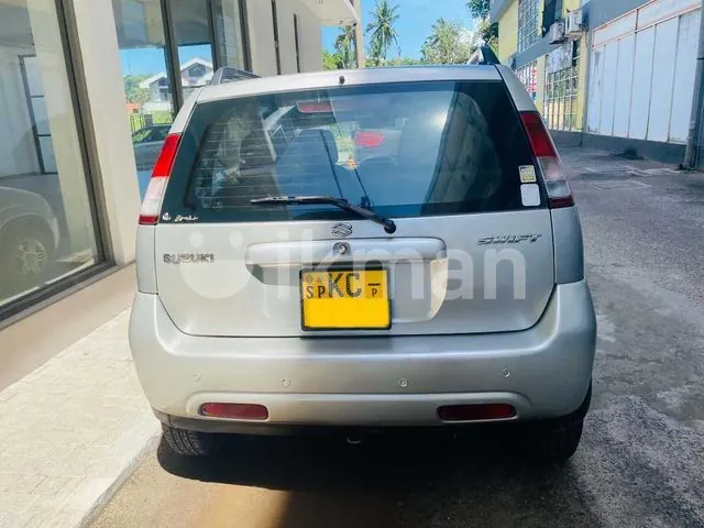 Suzuki Swift 2002 photo 2