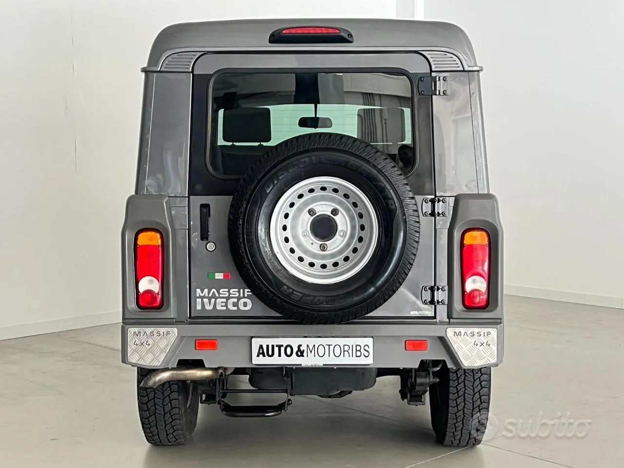 Iveco Massif 2009 photo 5
