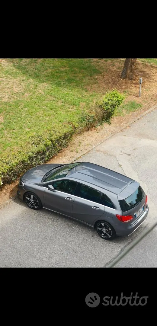 Mercedes-Benz B200 2016 photo 4
