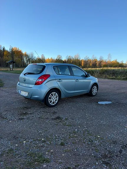Hyundai I20 2011 photo 3