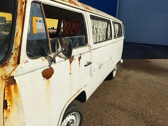 Volkswagen Transporter 1971 photo 2