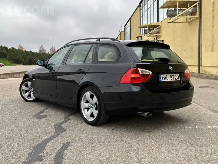 BMW 320 2005 photo 3