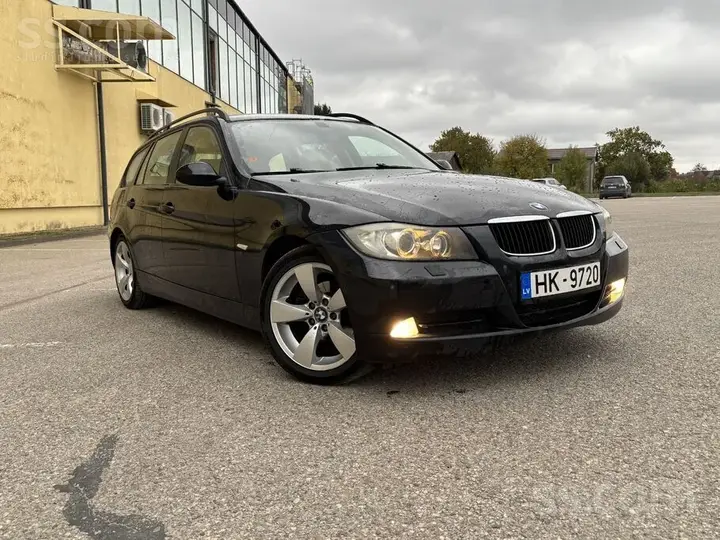 BMW 320