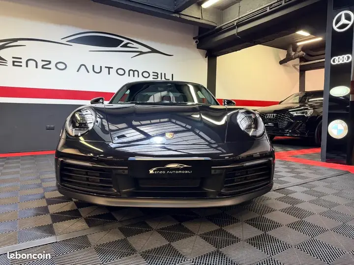 Porsche 911 2022 photo 3