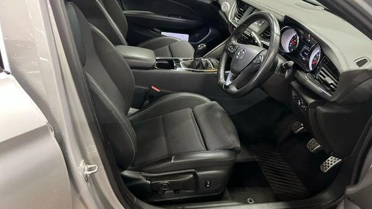 Vauxhall Insignia 2019 photo 5
