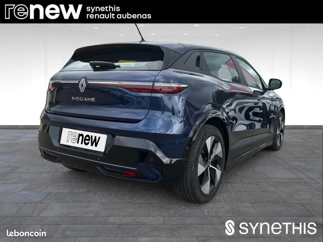Renault Megane 2023 photo 3
