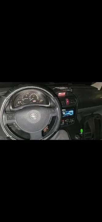 Opel Corsa 2001 photo 2