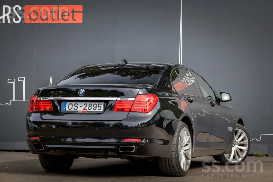 BMW 740 2011 photo 5
