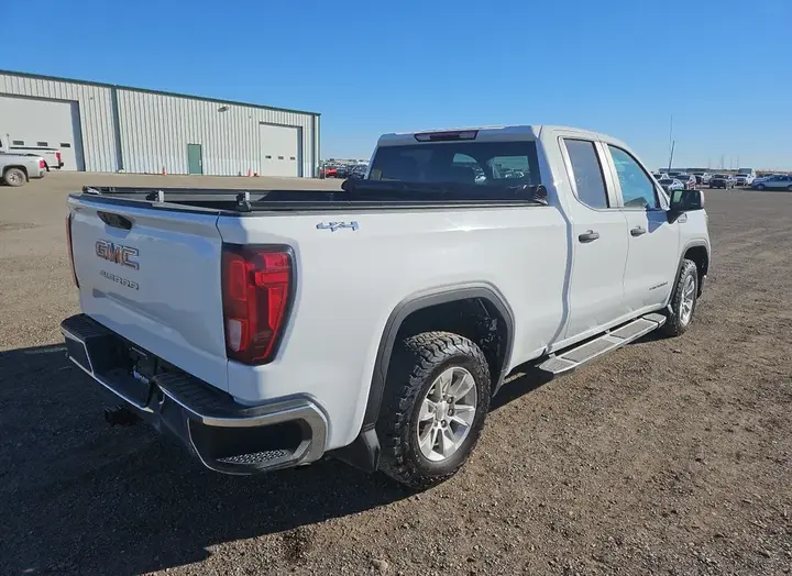GMC Sierra 1500 2023 photo 4