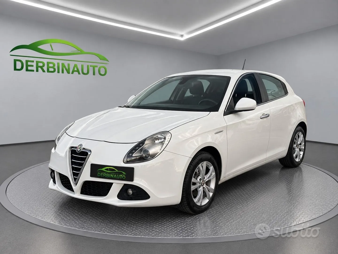 Alfa Romeo Giulietta 2011 photo 4