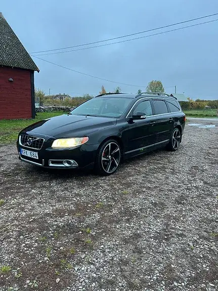 Volvo V70 2010 photo 4