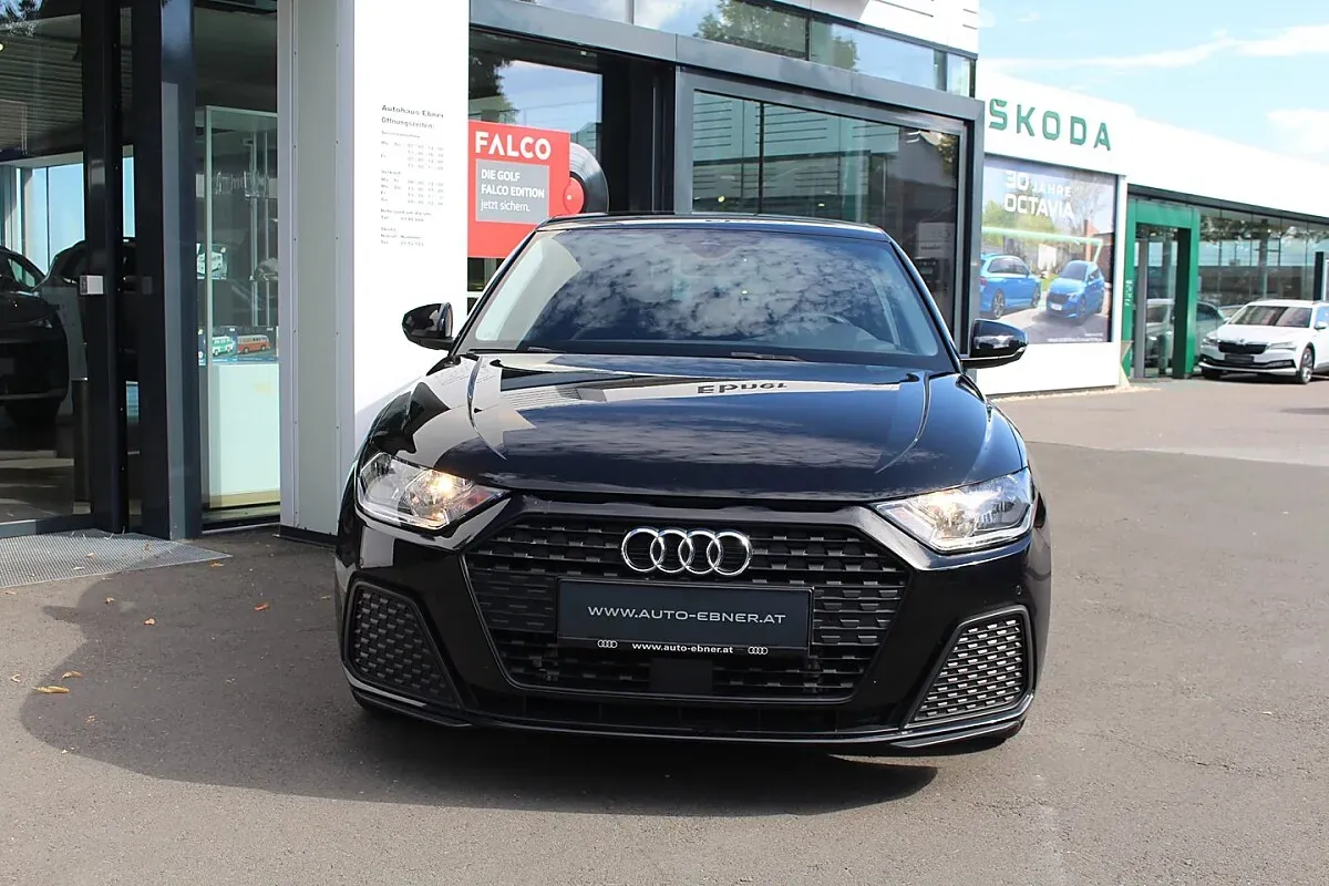 Audi A1 2023 photo 2