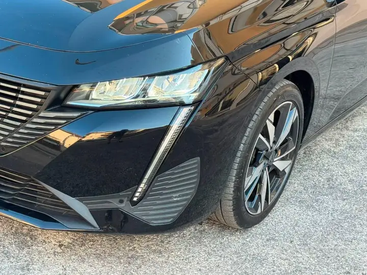 Peugeot 308 2022 photo 4