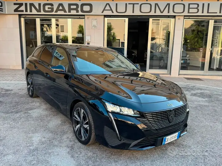 Peugeot 308 2022 photo 2