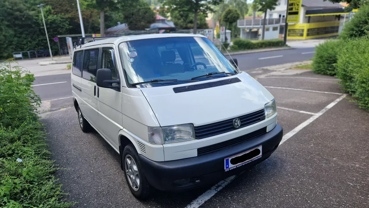 Volkswagen T4 2000 photo 2