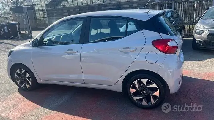 Hyundai I10 2023 photo 5
