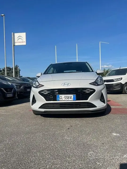 Hyundai I10 2023 photo 2