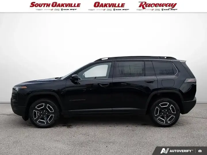 Jeep Cherokee 2026 photo 3