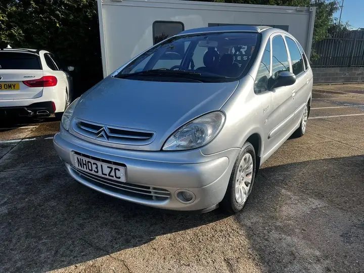 Citroen Xsara Picasso 2003 photo 2