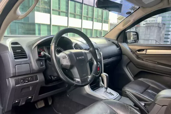 Isuzu Mux 2015 photo 4
