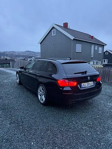 BMW 523I 2011 photo 3